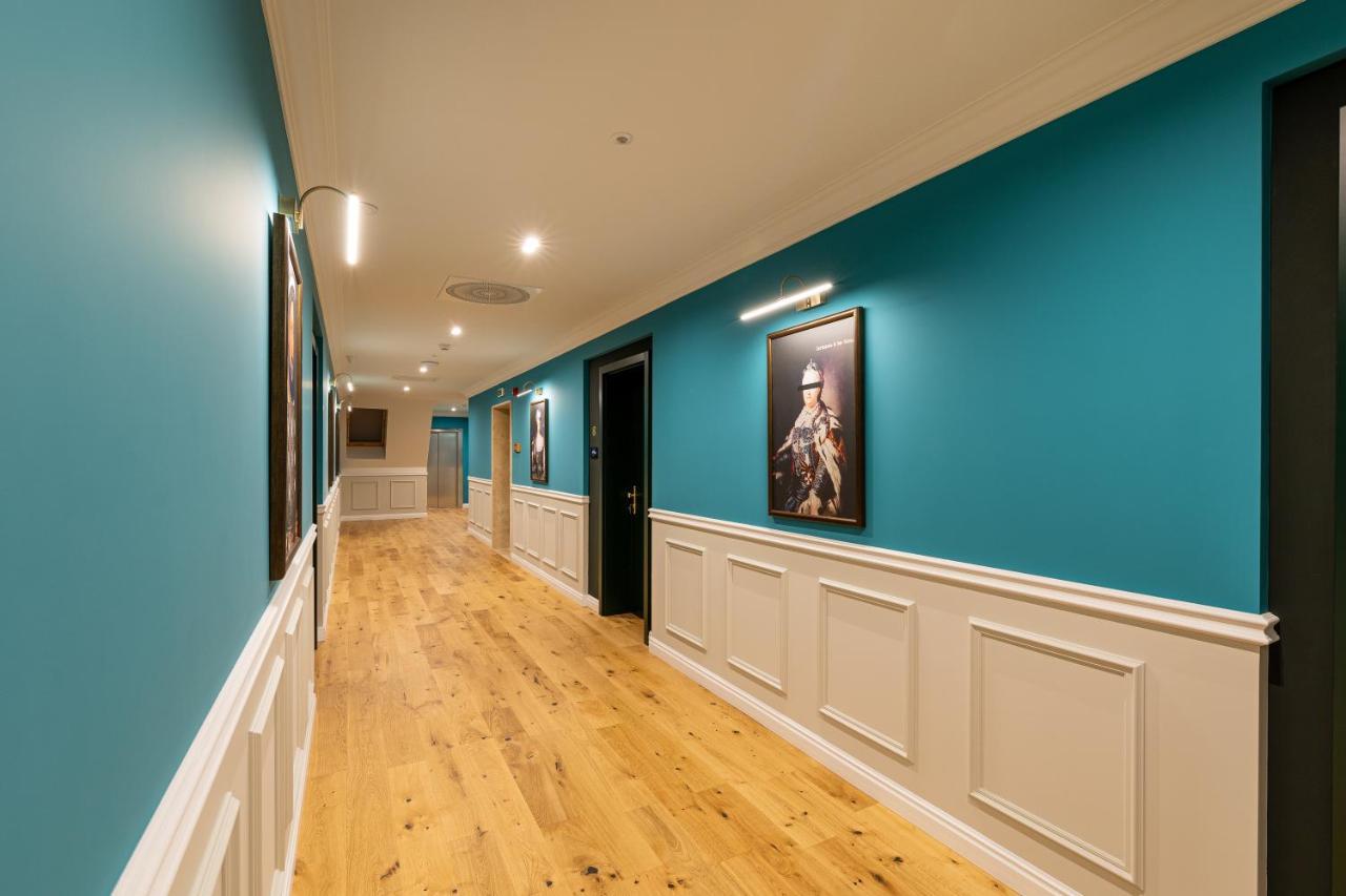 Boutique Hotel Cocosul De Aur Targu Mures Luaran gambar