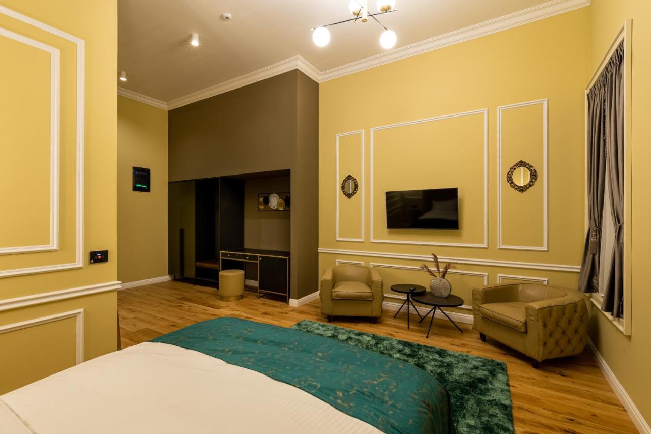 Boutique Hotel Cocosul De Aur Targu Mures Luaran gambar