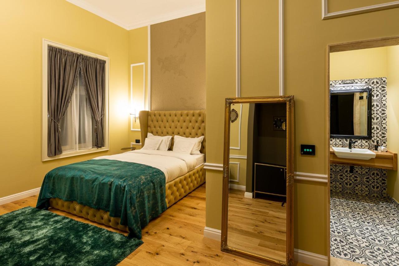 Boutique Hotel Cocosul De Aur Targu Mures Luaran gambar