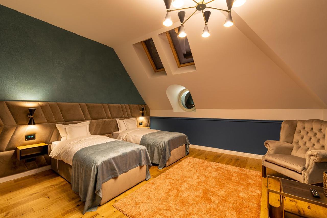 Boutique Hotel Cocosul De Aur Targu Mures Luaran gambar