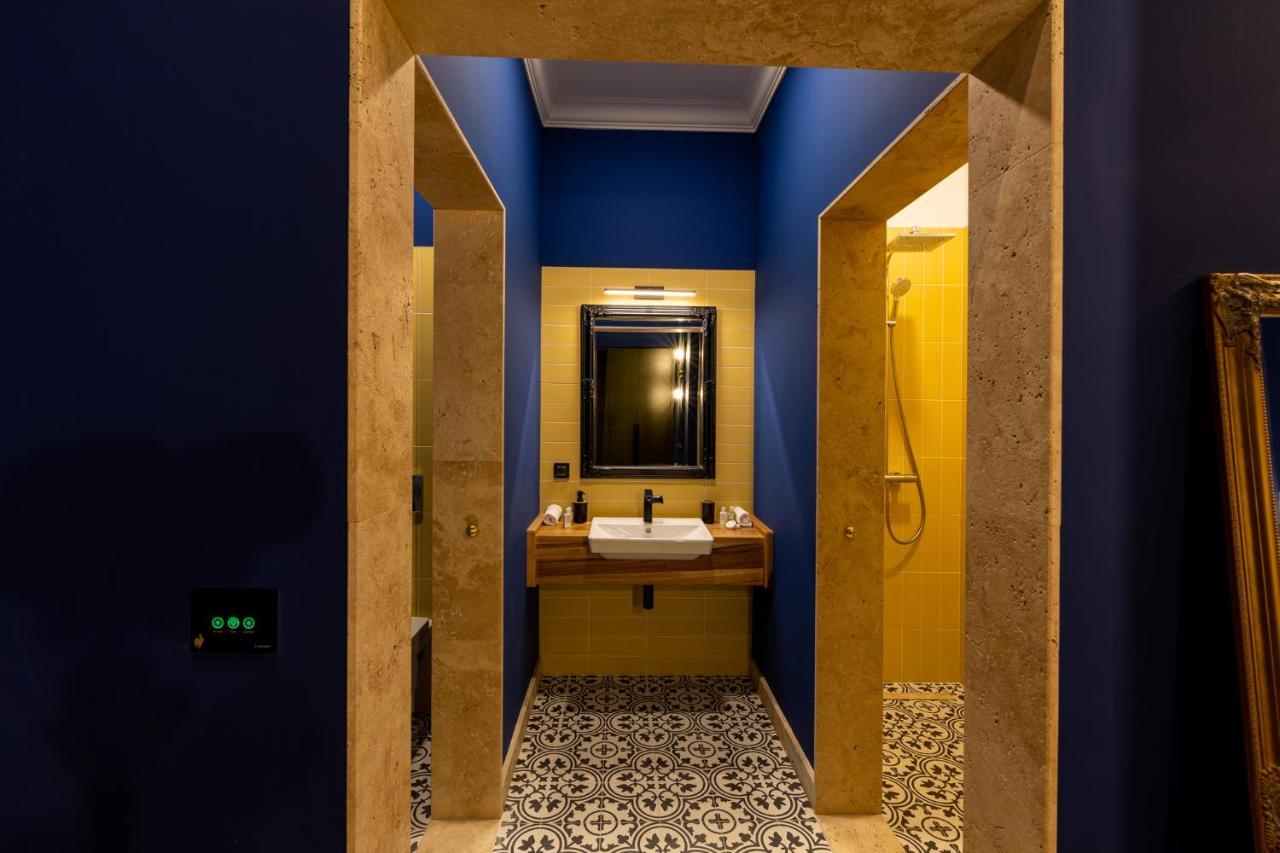 Boutique Hotel Cocosul De Aur Targu Mures Luaran gambar