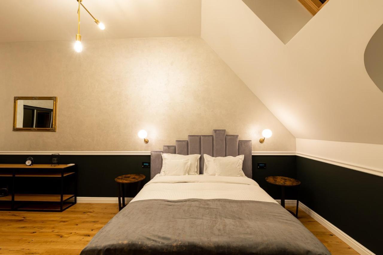 Boutique Hotel Cocosul De Aur Targu Mures Luaran gambar