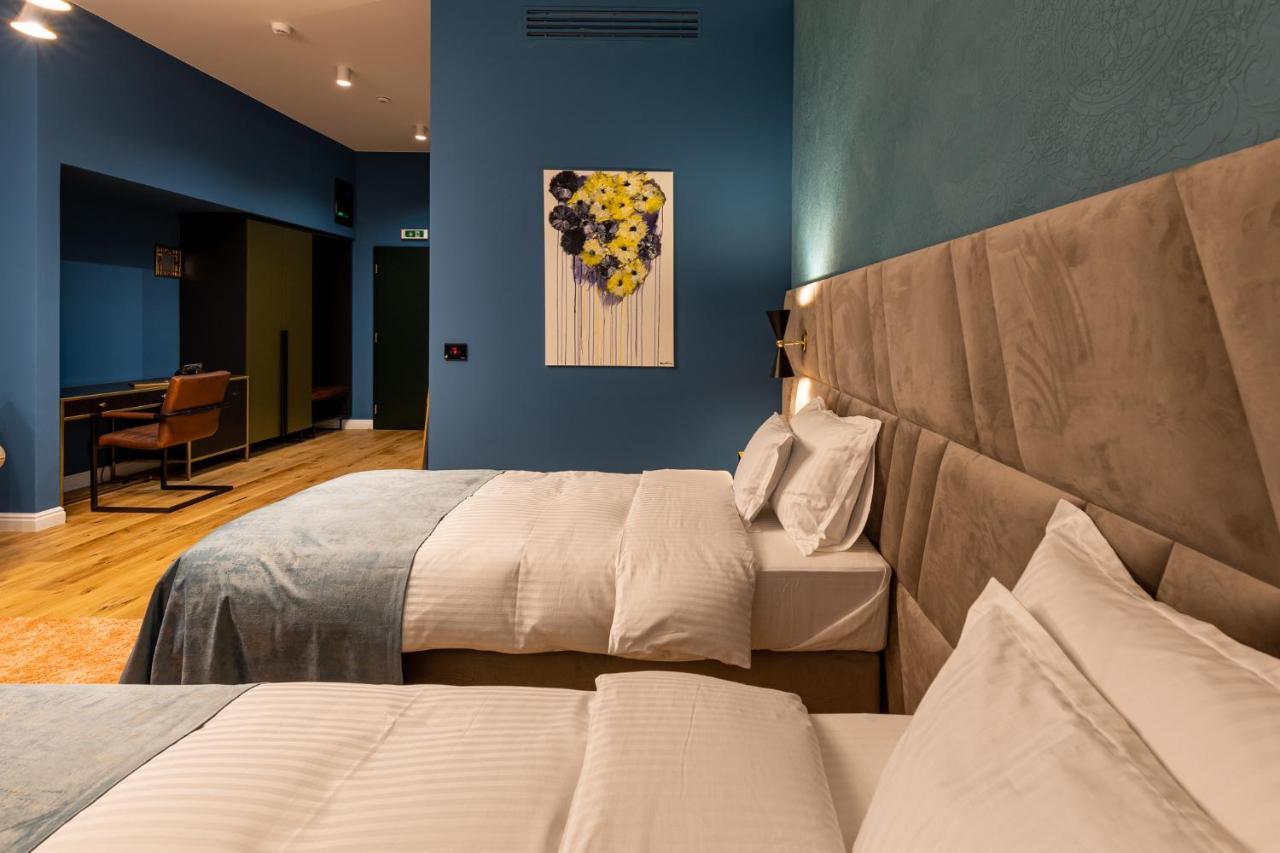 Boutique Hotel Cocosul De Aur Targu Mures Luaran gambar