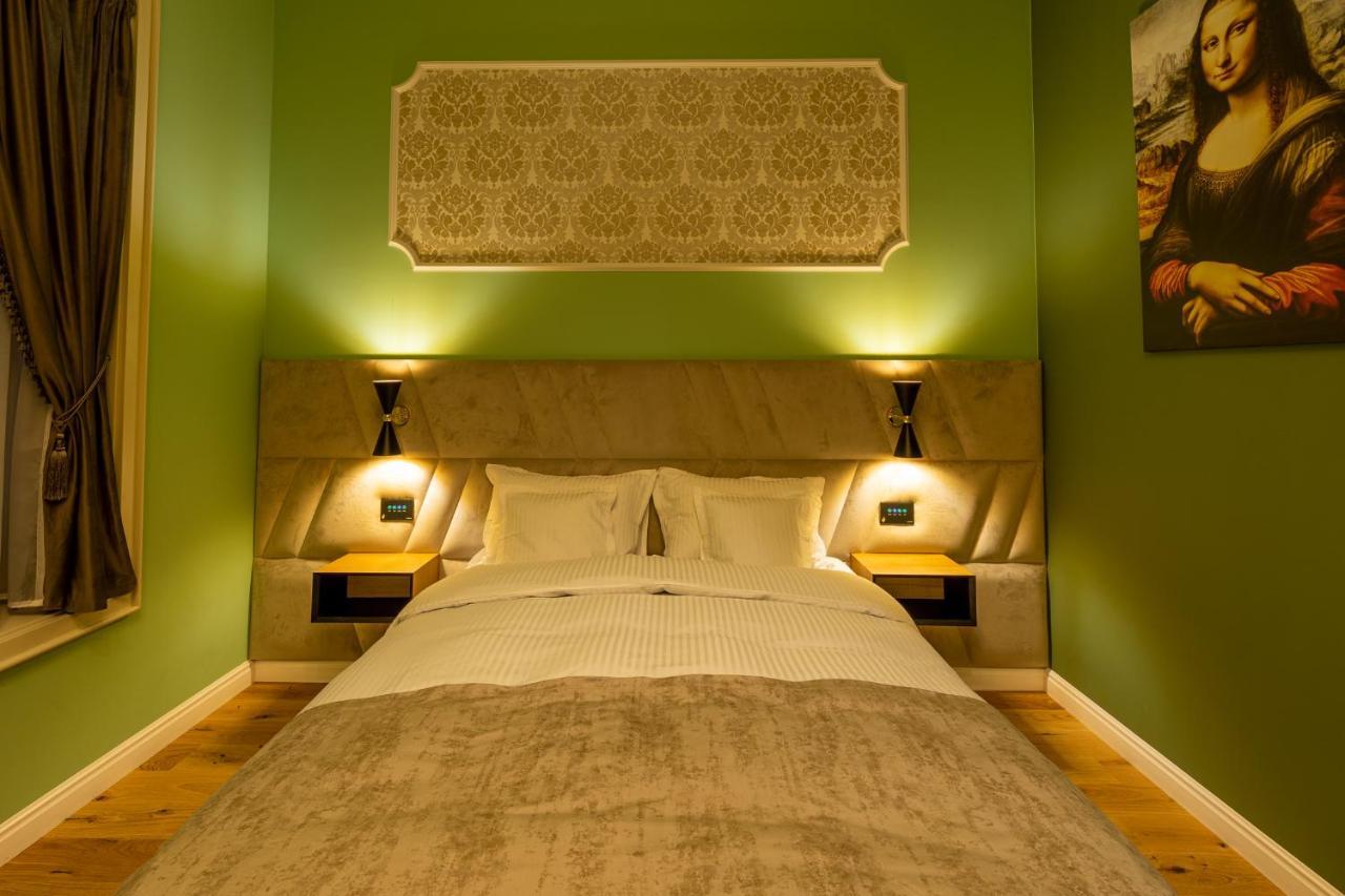 Boutique Hotel Cocosul De Aur Targu Mures Luaran gambar